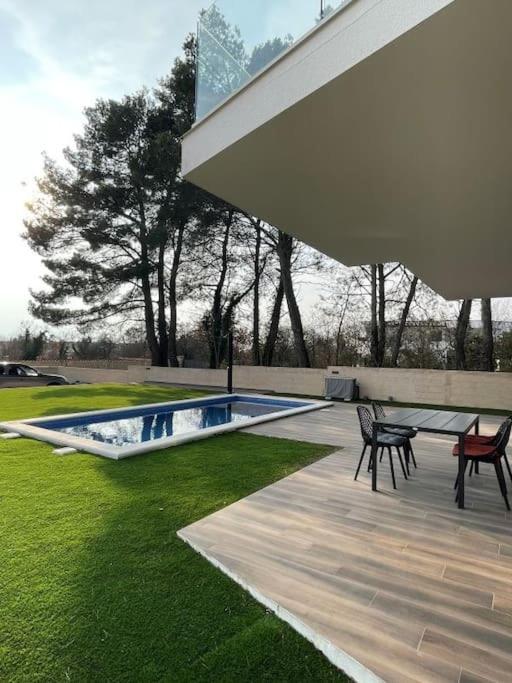 Villa Sara Juršići Zewnętrze zdjęcie